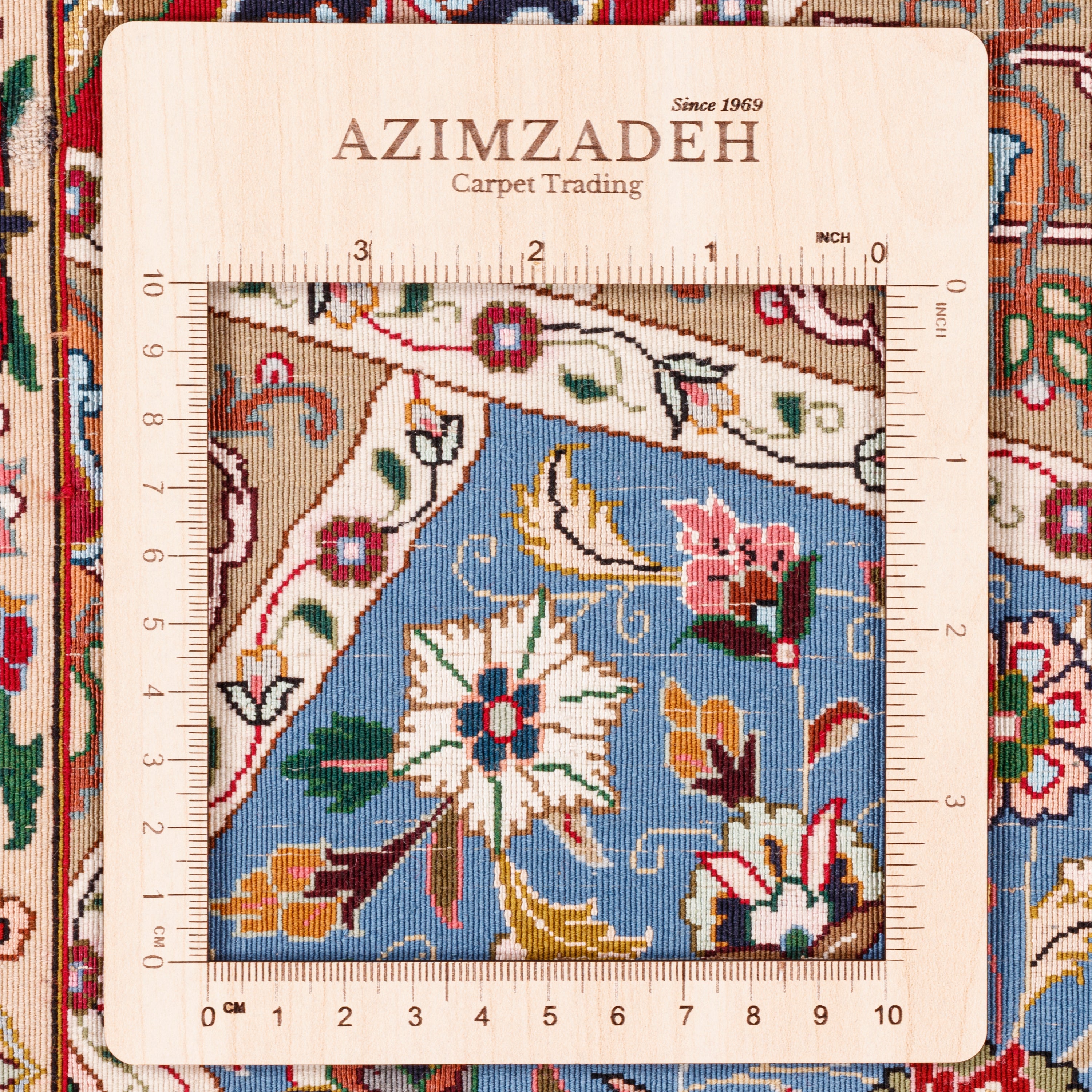 Isfahan Handmade Carpet — Gonbadi | Silk Pile / Silk Warp | 197 × 260 cm | SKU 10500070