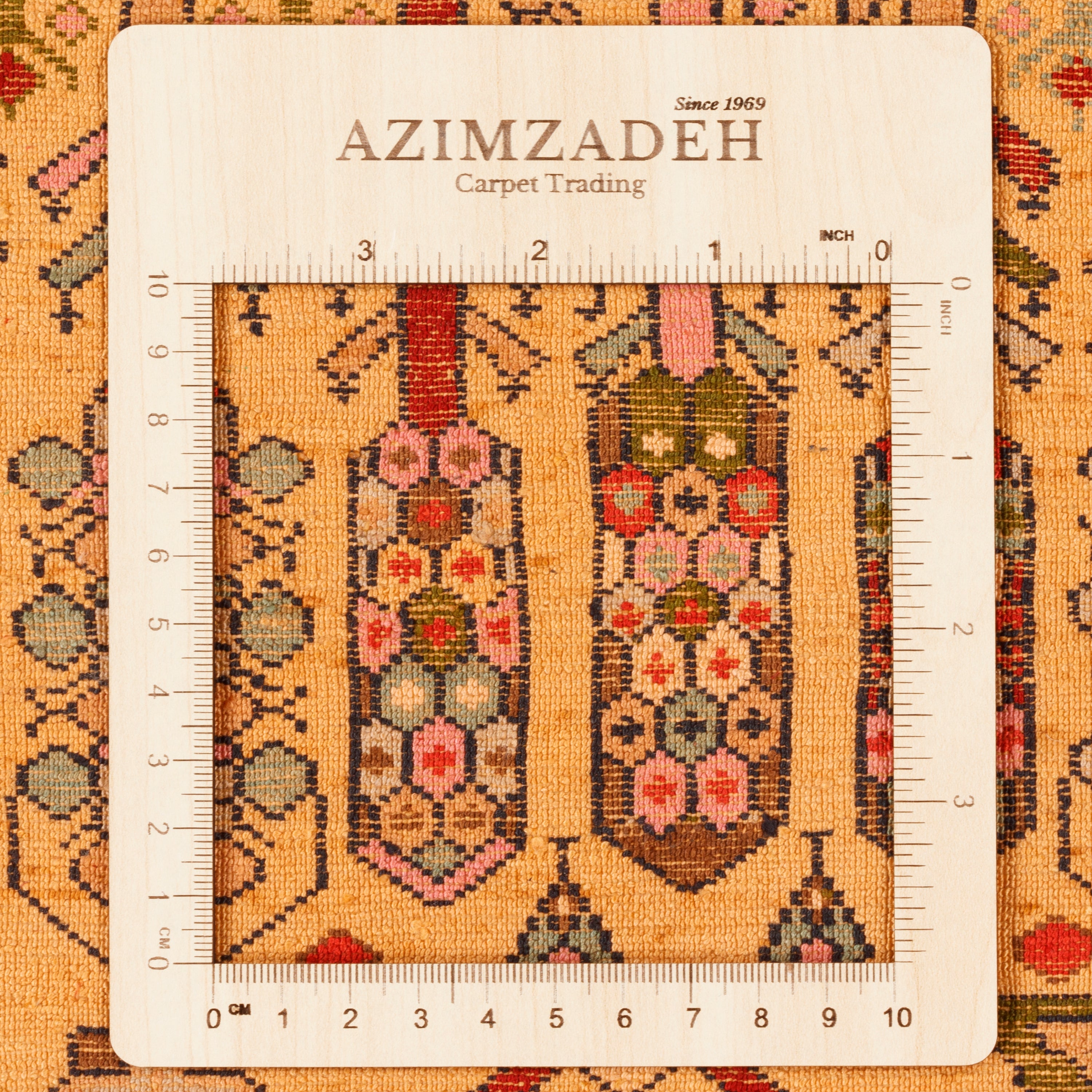 سجاد سرخس اليدوي — طرح ترنج | حرير بالكامل | 88 × 117 سم | رمز المنتج 10100218