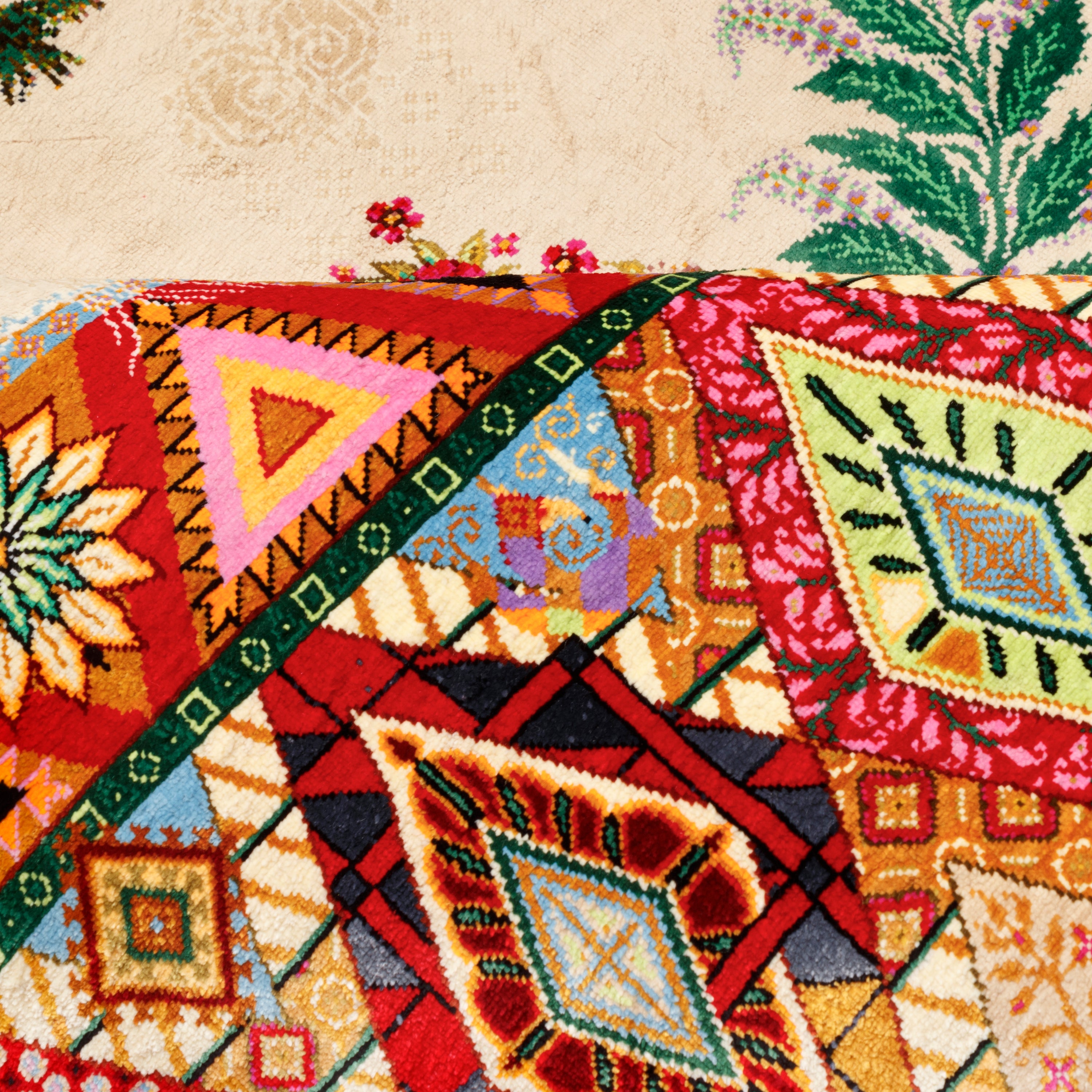 Qom Handmade Carpet — Derakht | Full Silk | 80 × 123 cm | SKU 10000231