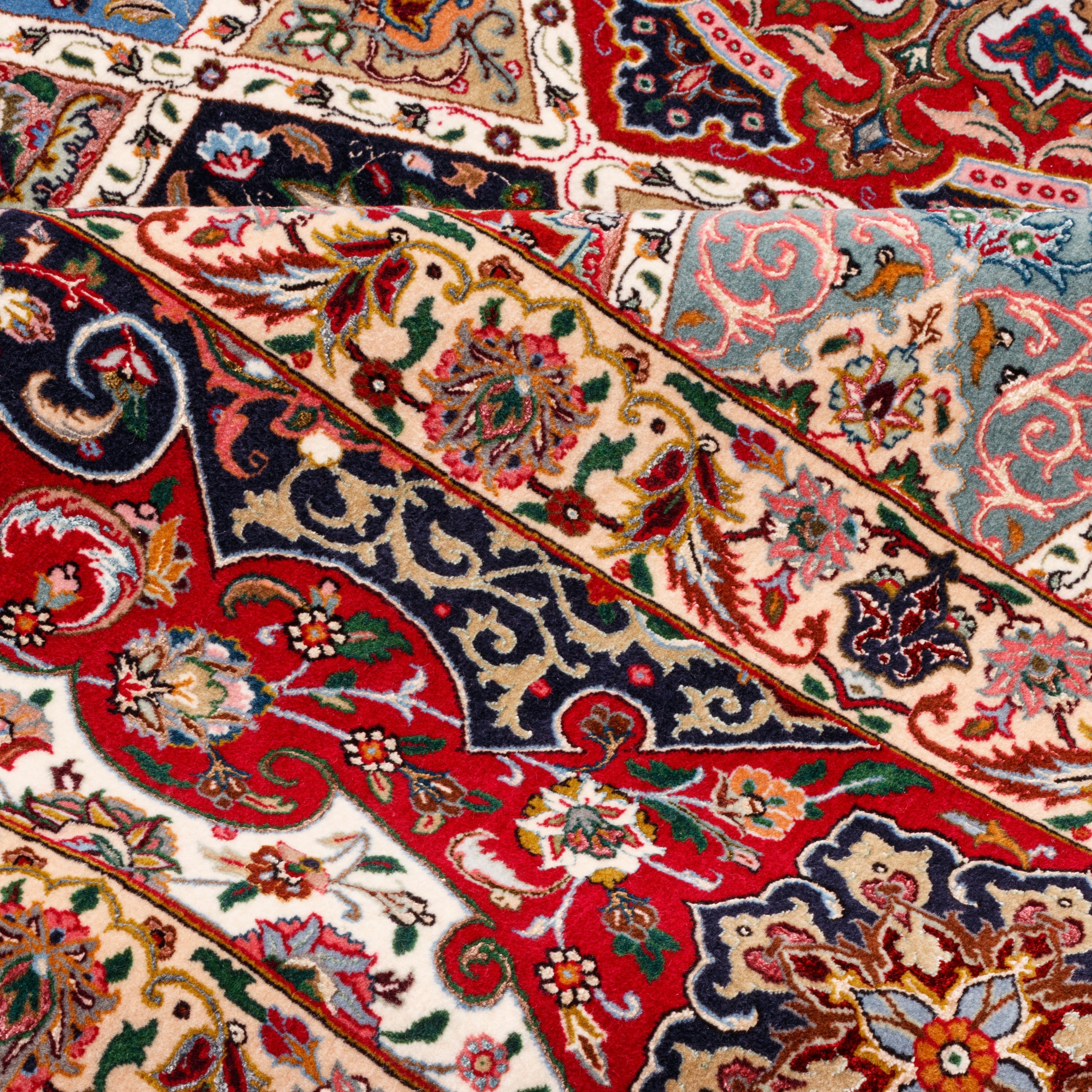 Isfahan Handmade Carpet — Gonbadi | Silk Pile / Silk Warp | 197 × 260 cm | SKU 10500070