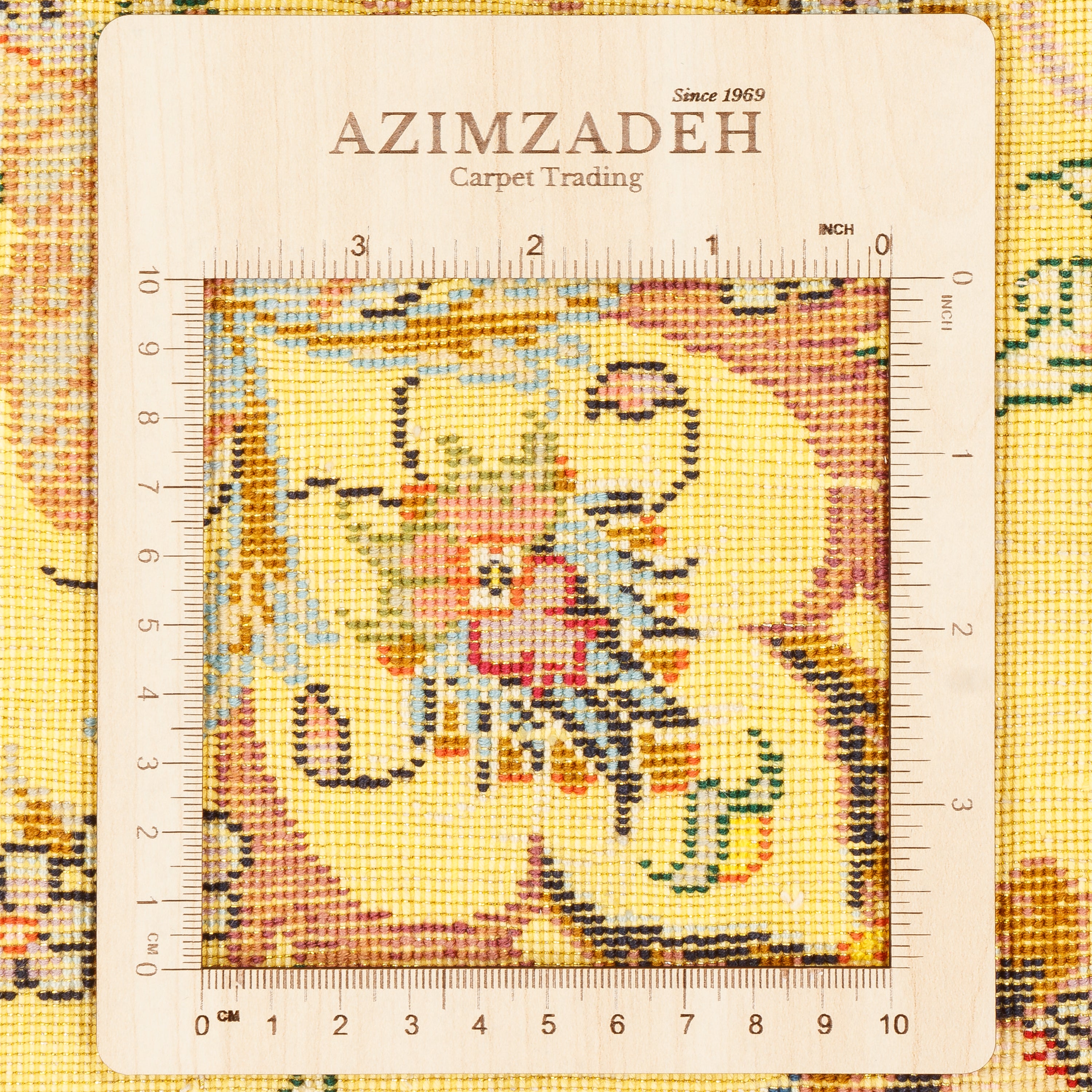 سجاد تبريز اليدوي — لَشَك تُرُنج | حياكة حريرية / سدى قطني | 150 × 203 سم | رمز المنتج 10300500