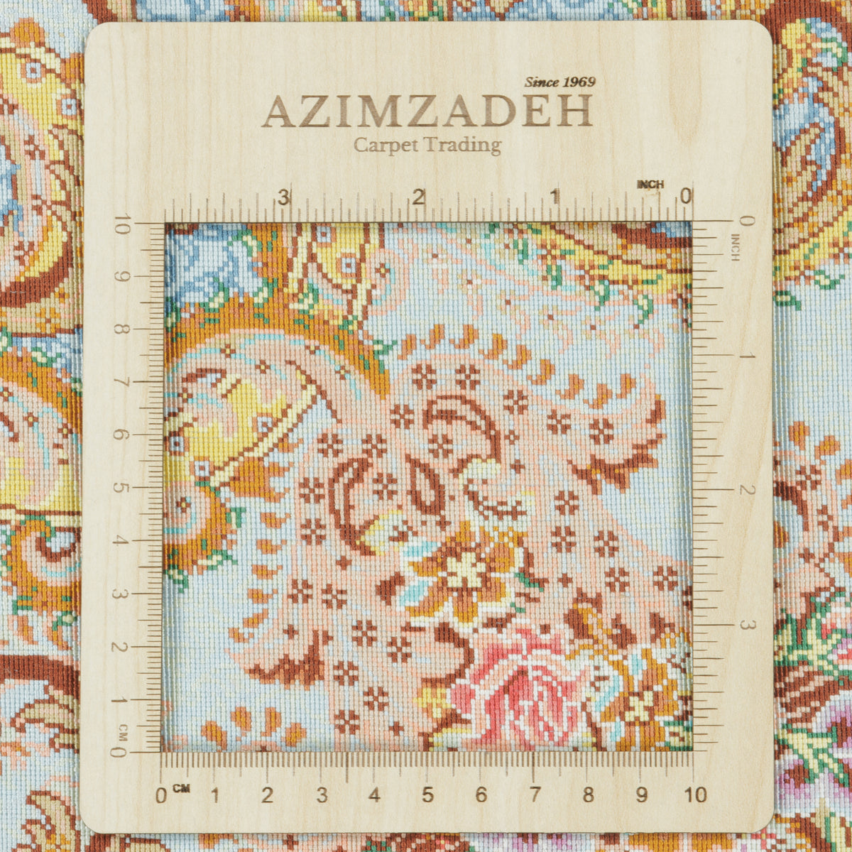 Qom Handmade Carpet by Seyed Morteza Mirmehdi, Medallion and Corner, Silk, Gray, 105 × 160 cm — 1016876