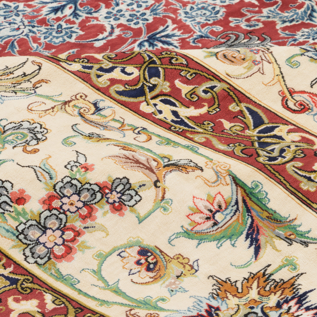 Qom Handmade Carpet by Mohammad Fani, Central Medallion, Silk, Ivory, 200 × 300 cm — 1016934