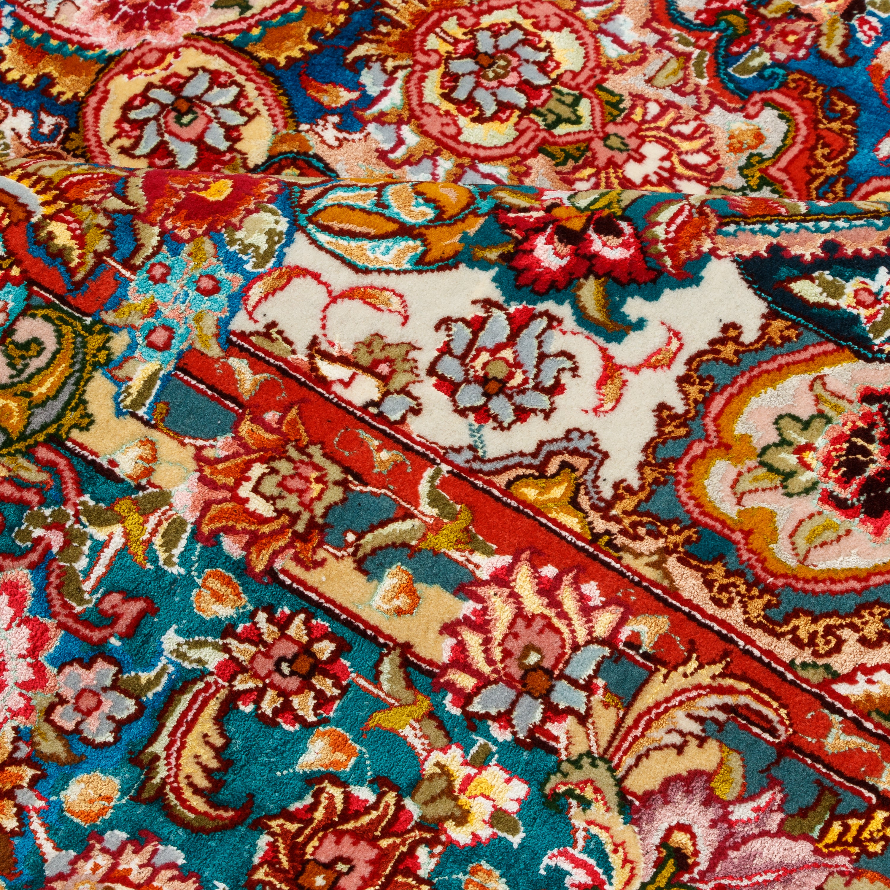 Tabriz Handmade Carpet — Lachak Toranj | Silk Pile / Silk Warp | 154 × 200 cm | SKU 10300523