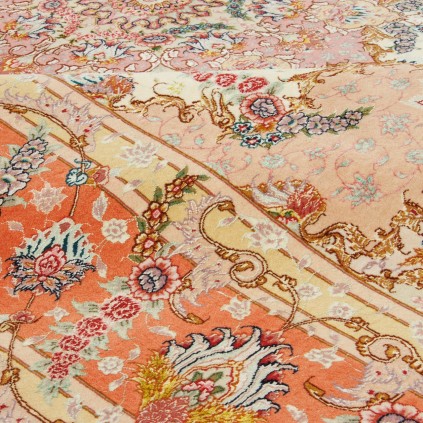 Handwoven Carpet, Corner Medallion Layout, Wool and Silk on Silk Warp, Tabriz, 244 × 353 cm Ref 10800837