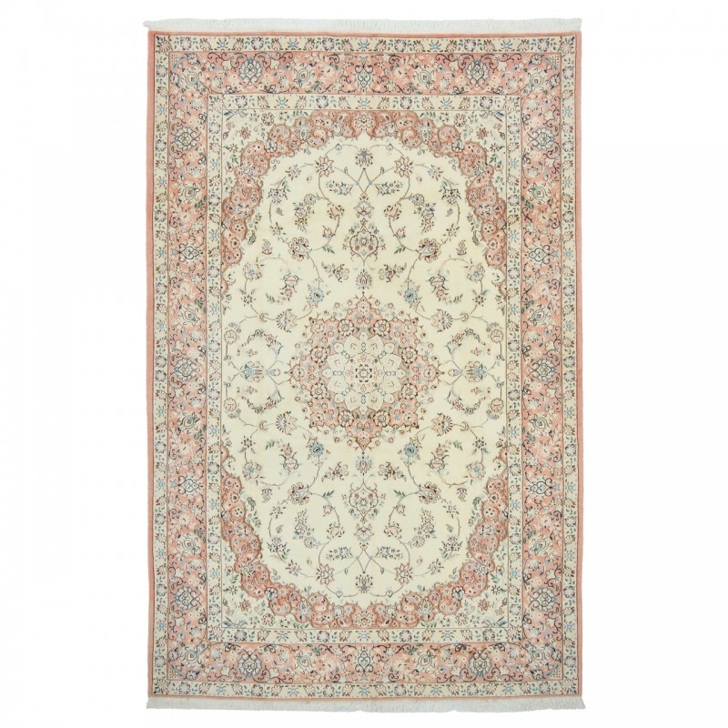 Handwoven Carpet, Corner Medallion Layout, Wool and Silk on Wool Warp, Nain, 203 × 312 cm Ref 10601096