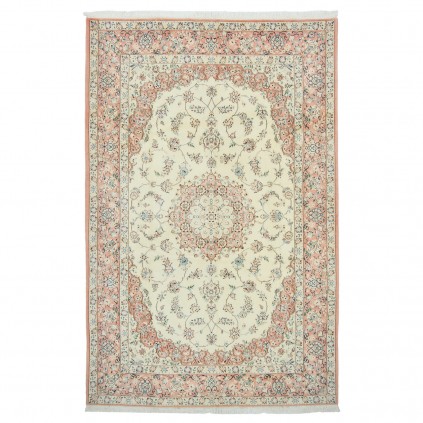Handwoven Carpet, Corner Medallion Layout, Wool and Silk on Wool Warp, Nain, 203 × 312 cm Ref 10601096
