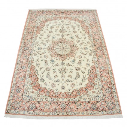 Handwoven Carpet, Corner Medallion Layout, Wool and Silk on Wool Warp, Nain, 203 × 312 cm Ref 10601096