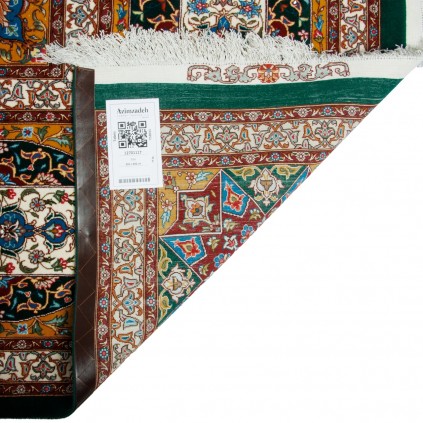 Handwoven Carpet, Dome Layout, Wool and Silk on Silk Warp, Tabriz, 393 × 696 cm Ref 12701117