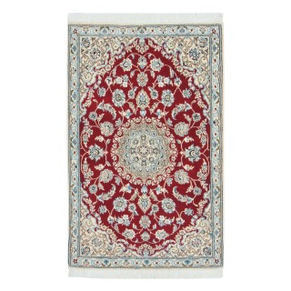 Handwoven Carpet, Corner Medallion Layout, Wool and Silk on Wool Warp, Nain, 90 × 140 cm Ref 10101316