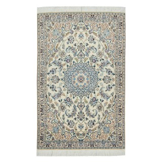 Handwoven Carpet, Corner Medallion Layout, Wool and Silk on Wool Warp, Nain, 90 × 140 cm Ref 10101318