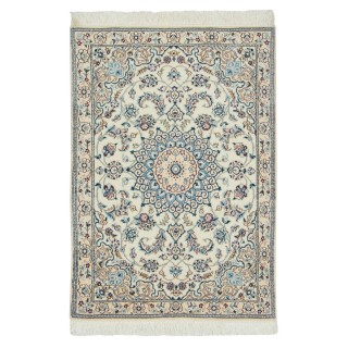 Handwoven Carpet, Corner Medallion Layout, Wool and Silk on Wool Warp, Nain, 90 × 125 cm Ref 10101324