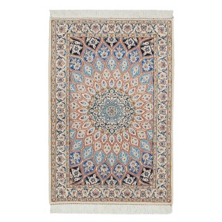 Handwoven Carpet, Dome Layout, Wool and Silk on Wool Warp, Nain, 92 × 127 cm Ref 10101342