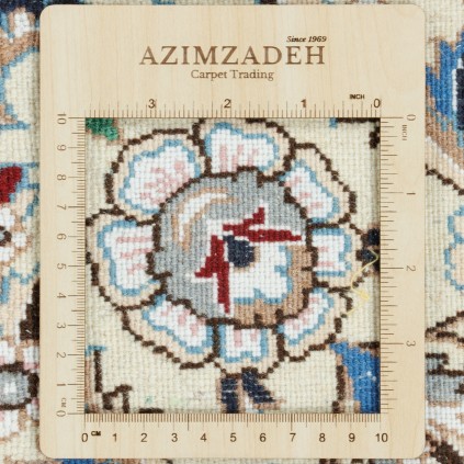 Handwoven Carpet, Corner Medallion Layout, Wool and Silk on Cotton Warp, Nain, 300 × 405 cm Ref 11200776