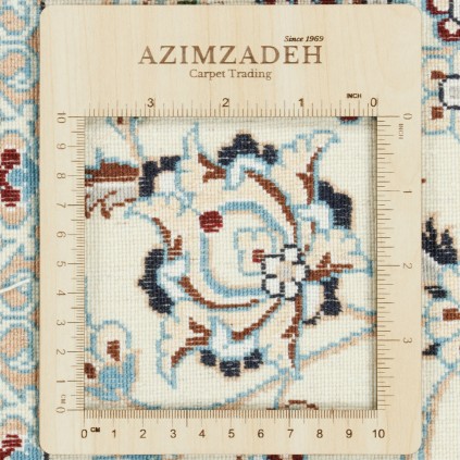 Handwoven Carpet, Corner Medallion Layout, Wool and Silk on Cotton Warp, Nain, 253 × 366 cm Ref 10900793