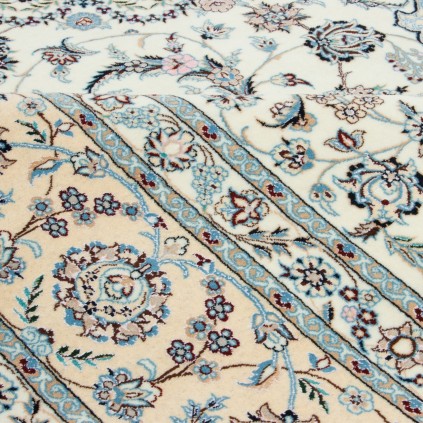 Handwoven Carpet, Corner Medallion Layout, Wool and Silk on Cotton Warp, Nain, 253 × 366 cm Ref 10900793