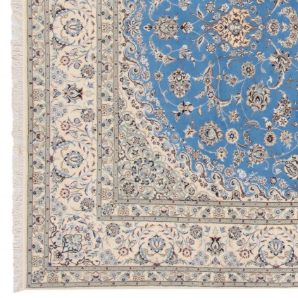 Handwoven Carpet, Corner Medallion Layout, Wool and Silk on Cotton Warp, Nain, 254 × 359 cm Ref 10900795