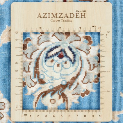 Handwoven Carpet, Corner Medallion Layout, Wool and Silk on Cotton Warp, Nain, 254 × 359 cm Ref 10900795