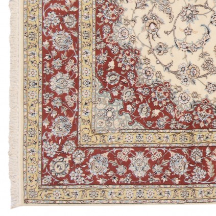 Handwoven Carpet, Corner Medallion Layout, Wool and Silk on Cotton Warp, Nain, 250 × 350 cm Ref 10800799