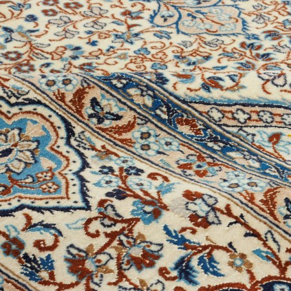 Handwoven Carpet, All-over Layout, Wool and Silk on Cotton Warp, Nain, 205 × 338 cm Ref 10600811