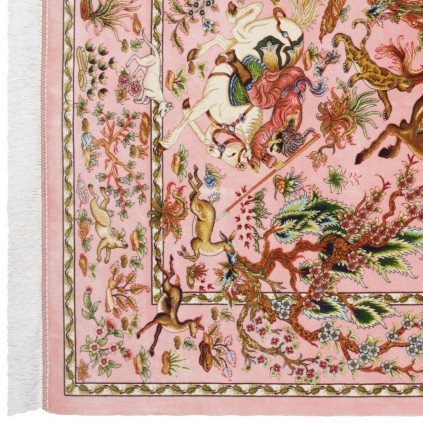 فرش ماشینی طرح سراسر شکارگاه، ابریشم بامبو، سبک پارسی، کد 800230