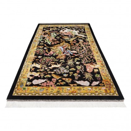 فرش ماشینی طرح سراسر شکارگاه، ابریشم بامبو، سبک پارسی، کد 800230