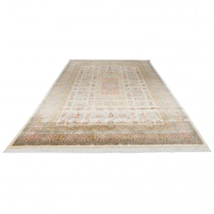 سجادة صناعية بنقشة مؤطر مزخرف بالورود، حرير بامبو، على الطراز الفارسي، رقم 800258