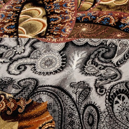 فرش دستباف طرح ترنج دار تمام ابریشم قم 145 × 210 کد 10300411