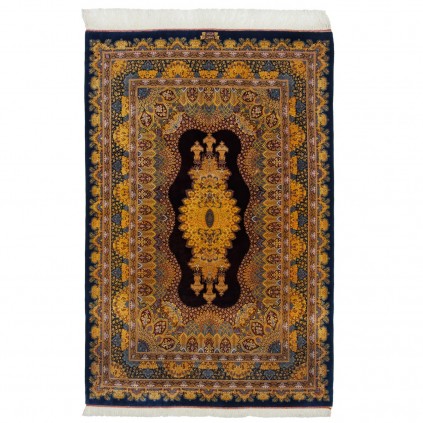 فرش دستباف طرح لچک ترنج تمام ابریشم قم 135 × 205 کد 10200412