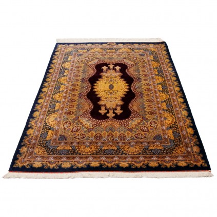 فرش دستباف طرح لچک ترنج تمام ابریشم قم 135 × 205 کد 10200412