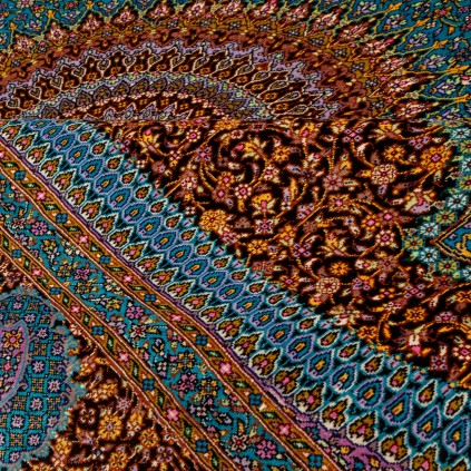 فرش دستباف طرح لچک ترنج تمام ابریشم قم 129 × 198 کد 10200424