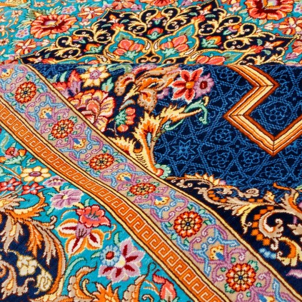 فرش دستباف طرح لچک ترنج تمام ابریشم قم 138 × 202 کد 10200426