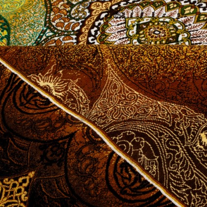 فرش دستباف طرح ترنج دار تمام ابریشم قم 141 × 205 کد 10200437