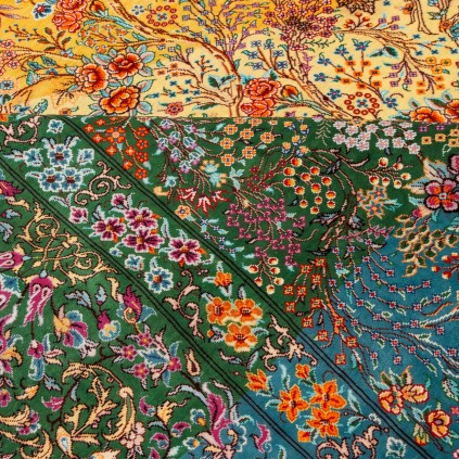 فرش دستباف طرح سراسر تمام ابریشم قم 135 × 200 کد 10200438