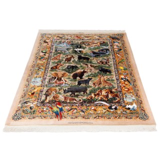 فرش دستباف طرح سراسر تمام ابریشم قم 135 × 200 کد 10200447