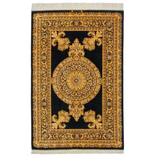 فرش دستباف طرح کف ساده تمام ابریشم قم 140 × 210 کد 10200452