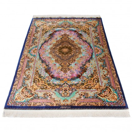 فرش دستباف طرح لچک ترنج تمام ابریشم قم 193 × 203 کد 10300458