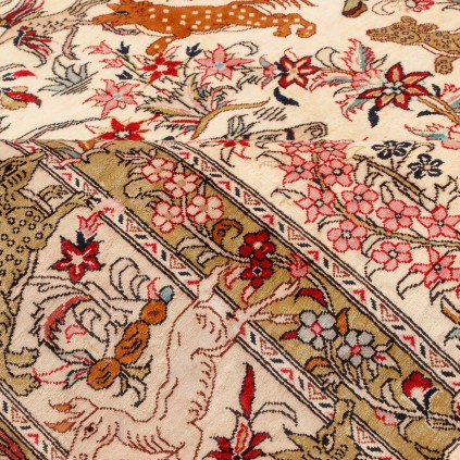 فرش دستباف طرح سراسر تمام ابریشم قم 130 × 190 کد 10200468