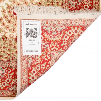فرش دستباف طرح لچک ترنج تمام ابریشم قم 135 × 207 کد 10200470