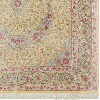 فرش دستباف طرح لچک ترنج تمام ابریشم قم 128 × 208 کد 10200480