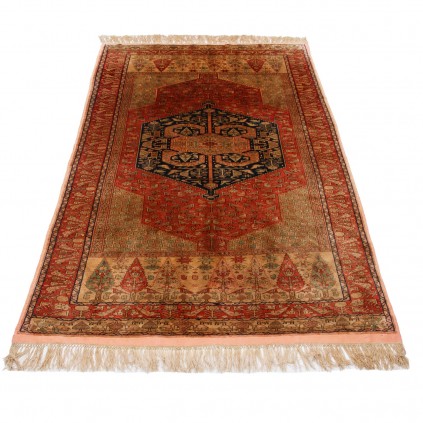 فرش دستباف طرح لچک ترنج تمام ابریشم سرخس 135 × 210 کد 10200484