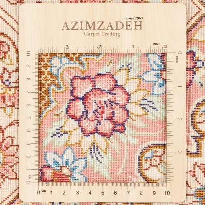 فرش دستباف طرح لچک ترنج تمام ابریشم قم 125 × 194 کد 10200488