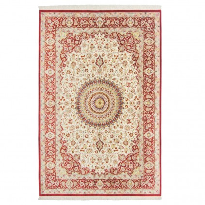 فرش دستباف طرح لچک ترنج تمام ابریشم قم 132 × 200 کد 10200489