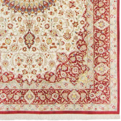 فرش دستباف طرح لچک ترنج تمام ابریشم قم 132 × 200 کد 10200489