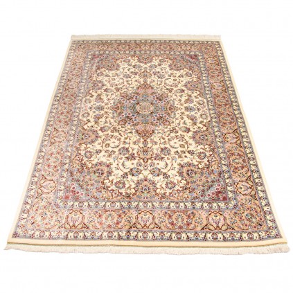 فرش دستباف طرح لچک ترنج تمام ابریشم کاشان 133 × 198 کد 10200492
