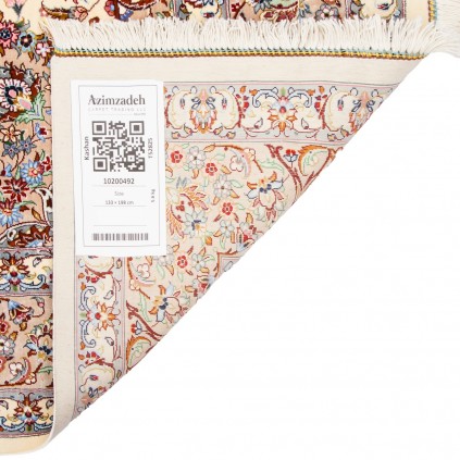 فرش دستباف طرح لچک ترنج تمام ابریشم کاشان 133 × 198 کد 10200492