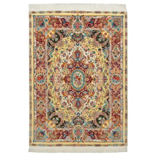 فرش دستباف طرح لچک ترنج گل ابریشم چله ابریشم  تبریز 148 × 205 کد 10300495