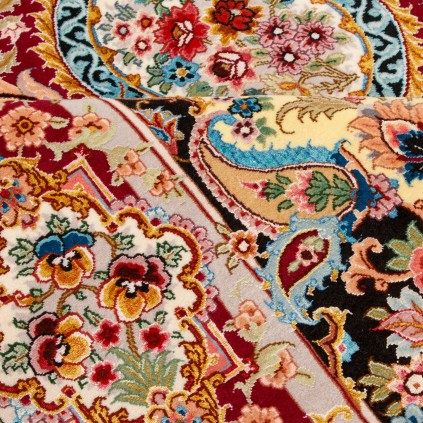 فرش دستباف طرح لچک ترنج گل ابریشم چله ابریشم  تبریز 148 × 205 کد 10300495