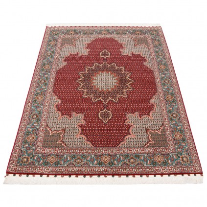 Handwoven Carpet, Corner Medallion Layout, Wool and Silk on Silk Warp, Tabriz, 153 × 200 cm Ref 10300501