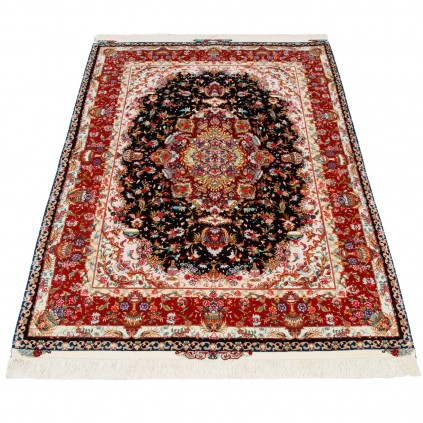 Handwoven Carpet, Corner Medallion Layout, Wool and Silk on Silk Warp, Tabriz, 146 × 205 cm Ref 10300502